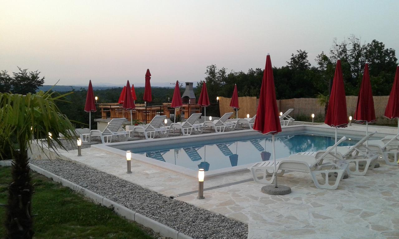 Bed And Breakfast Rogocana Labin  Luaran gambar